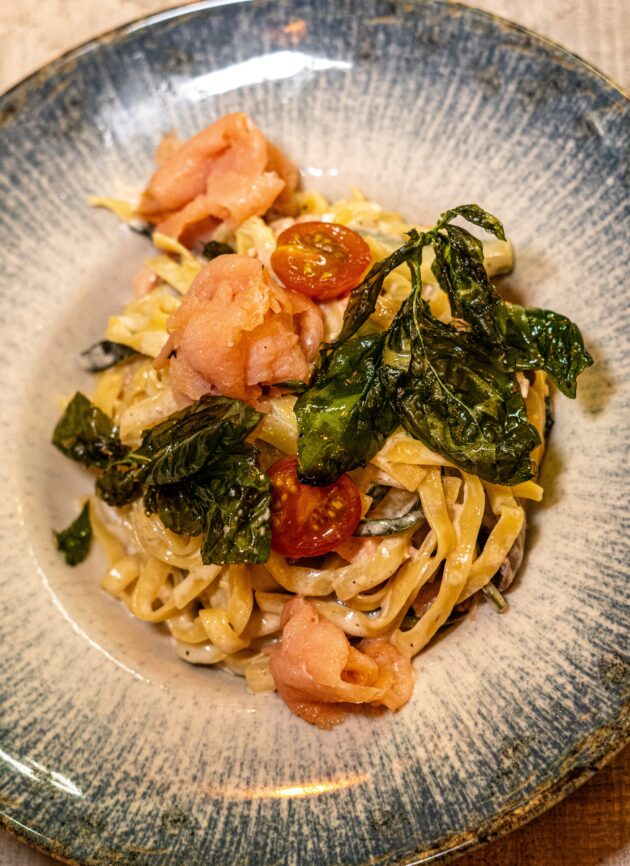 Tagliatelle Al Salmone